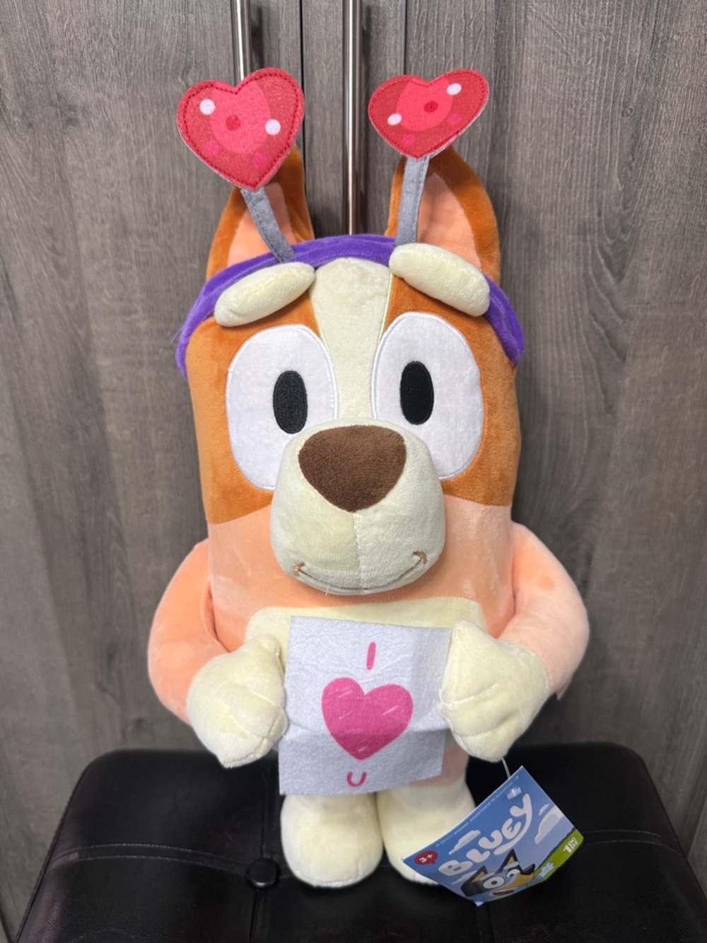 New Large Bingo Bluey's Sister With Valentine I Heart U Plush Greeter With Tag